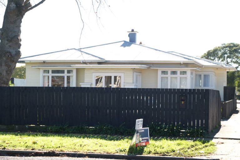 Photo of property in 7/9 Vine Street, Mangere East, Auckland, 2024