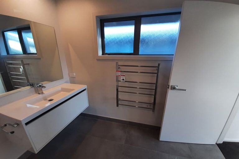 Photo of property in 10a Knowles Street, Terrace End, Palmerston North, 4410