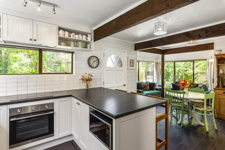 Photo of property in 25 Ratanui Road, Paraparaumu, 5032