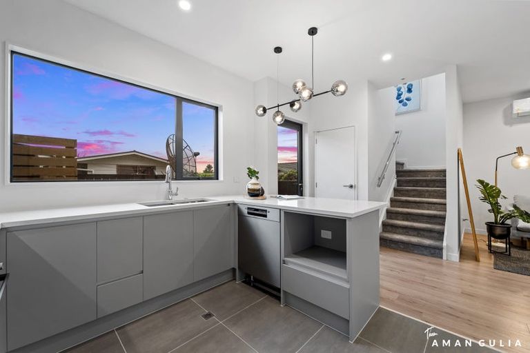 Photo of property in 7b Poto Street, Te Atatu South, Auckland, 0610