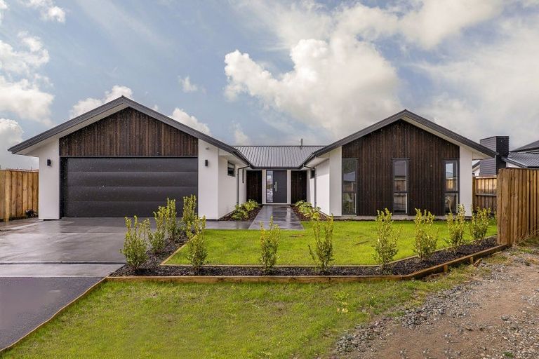 Photo of property in 32 Cooney Avenue, Darfield, 7571