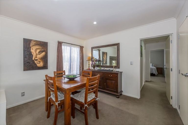 Photo of property in 38a Holiday Road, Stanmore Bay, Whangaparaoa, 0932