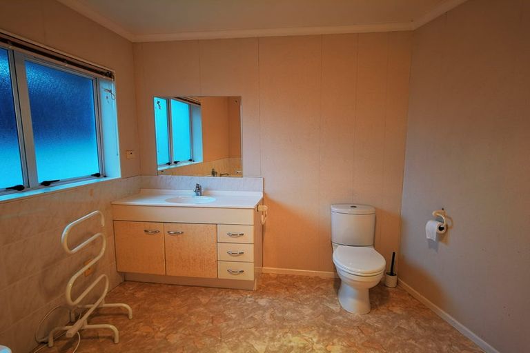 Photo of property in 23 Serrita Avenue, Sunnyhills, Auckland, 2010