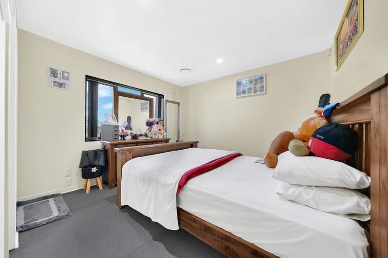 Photo of property in 2 Harry Richards Way, Pokeno, 2402