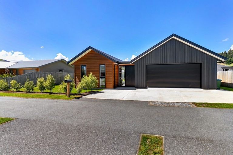 Photo of property in 9 Risinghurst Terrace, Lower Shotover, Queenstown, 9304