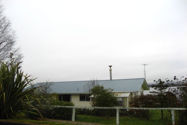 Photo of property in 54 Koe Street, Moana, 7872