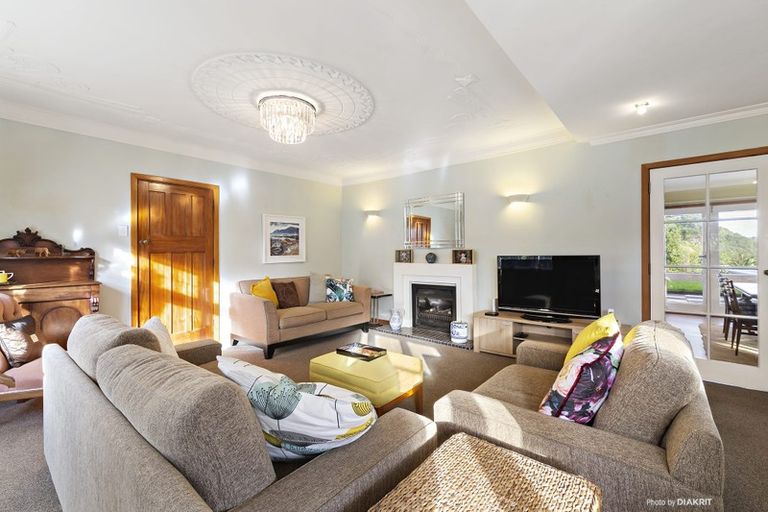 Photo of property in 54c Hungerford Road, Houghton Bay, Wellington, 6023