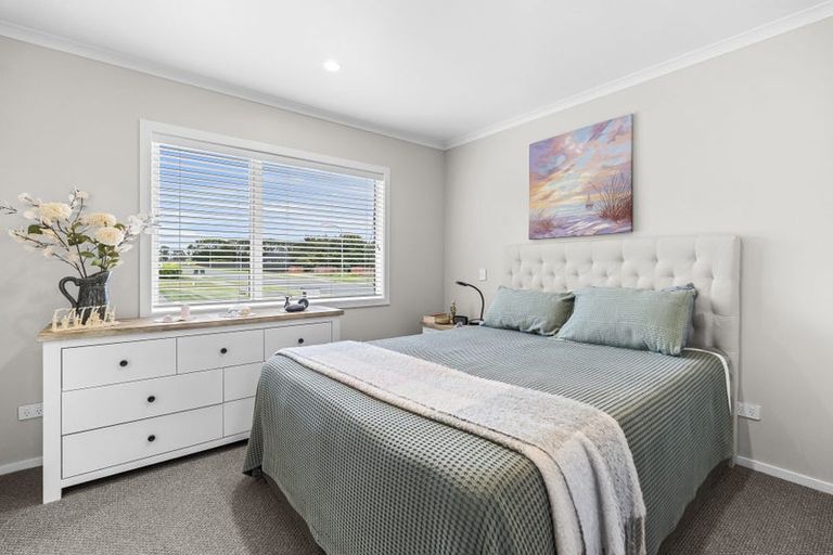 Photo of property in 31 Aratapu Street, Waitara, 4320
