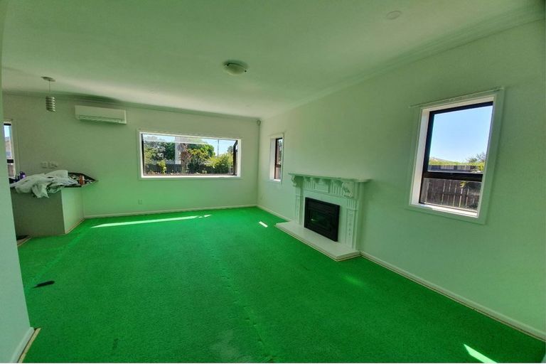 Photo of property in 37 Ballance Avenue, Papatoetoe, Auckland, 2104