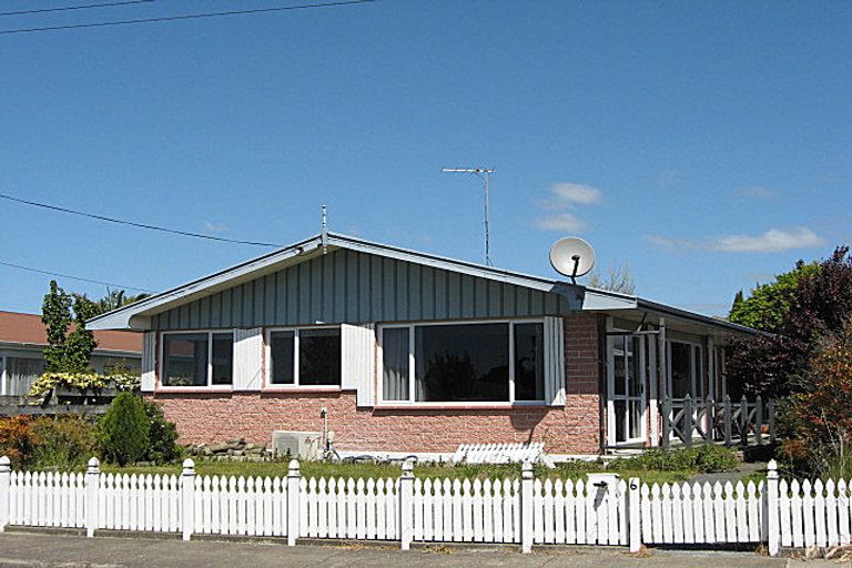 Photo of property in 6 Houghton Crescent, Redwoodtown, Blenheim, 7201