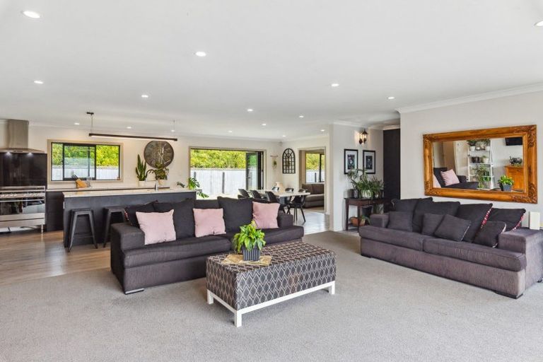 Photo of property in 53 Bruce Road, Levin, 5510