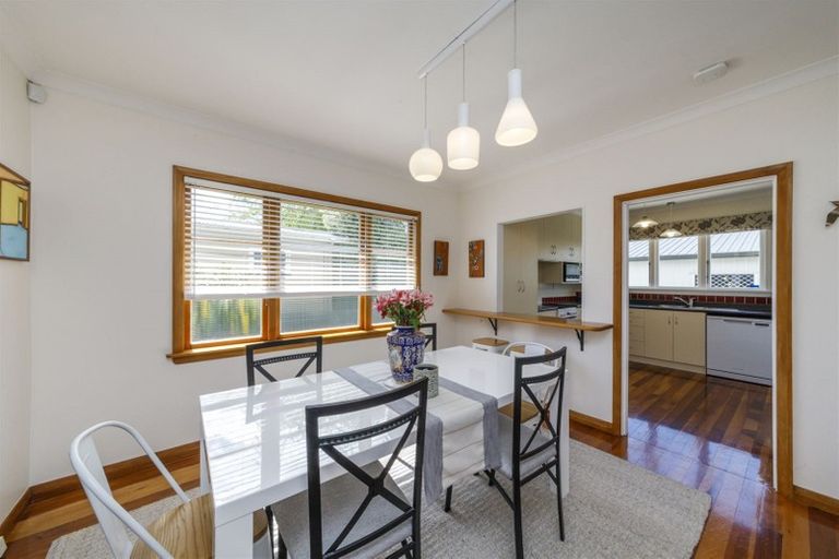 Photo of property in 25 Forbury Avenue, Takaro, Palmerston North, 4412