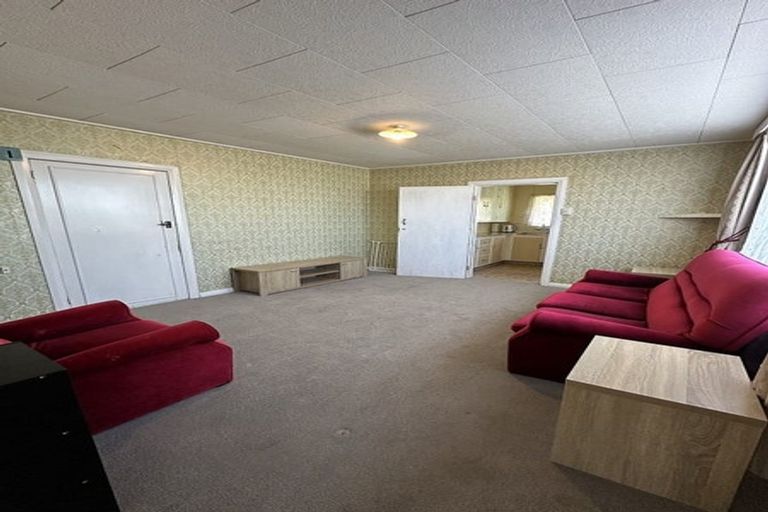 Photo of property in 398 South Road, Caversham, Dunedin, 9012