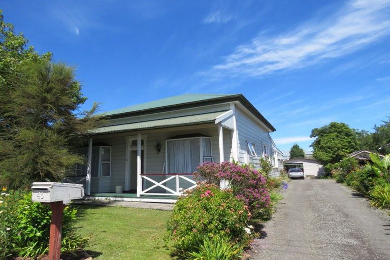 Photo of property in 46 Romilly Street, Westport, 7825