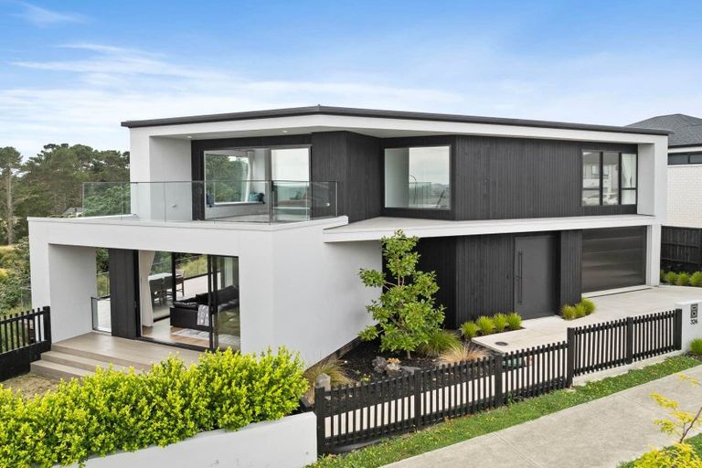 Photo of property in 326 Flat Bush School Road, Flat Bush, Auckland, 2019
