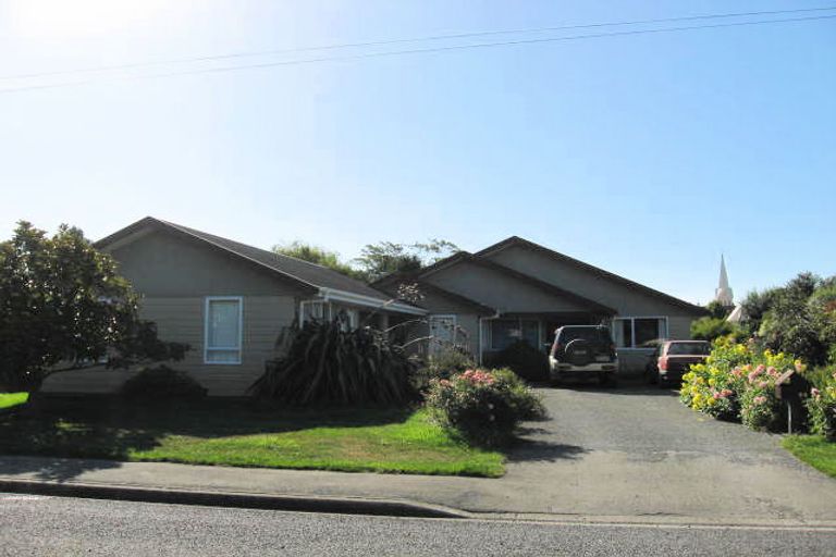 Photo of property in 23 Carston Street, Leeston, 7632