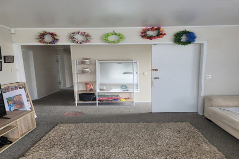 Photo of property in 6 Karina Place, Glen Eden, Auckland, 0602