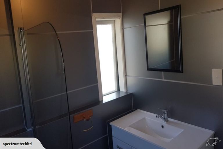 Photo of property in 66 Matija Place, Red Beach, 0932