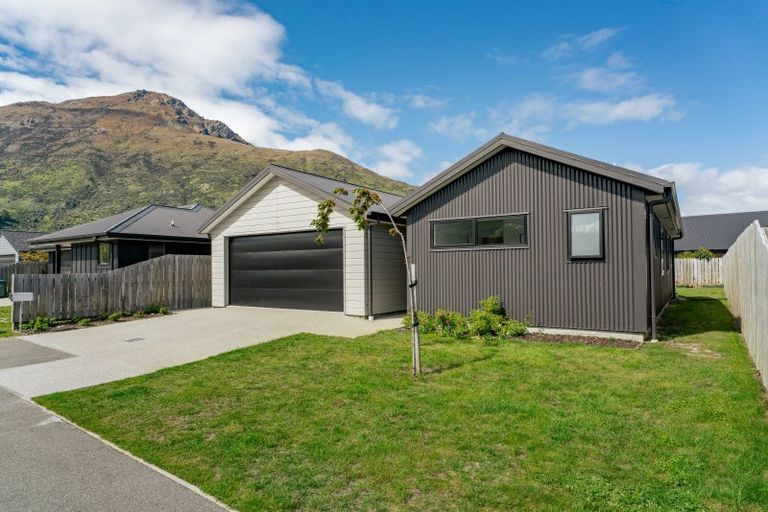 Photo of property in 23 Peterley Road, Lower Shotover, Queenstown, 9304
