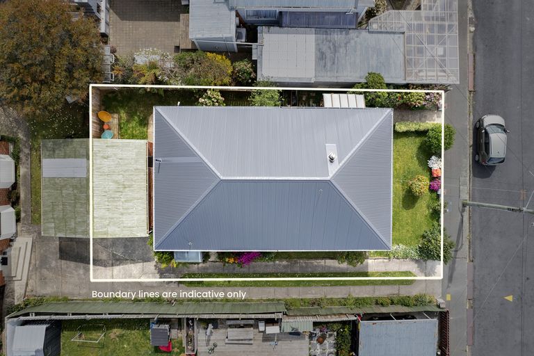 Photo of property in 16 Eskvale Street, Saint Kilda, Dunedin, 9012