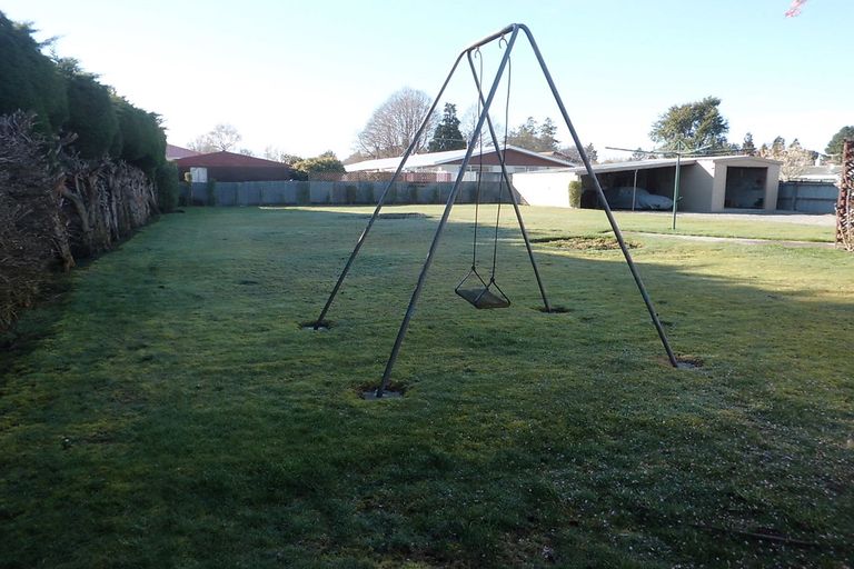 Photo of property in 12 Studholme Street, Temuka, 7920