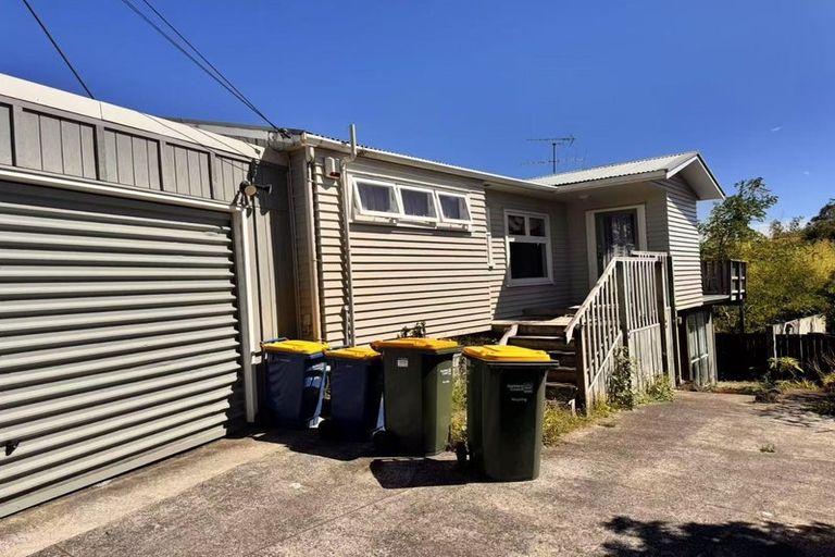 Photo of property in 41a Glengarry Road, Glen Eden, Auckland, 0602