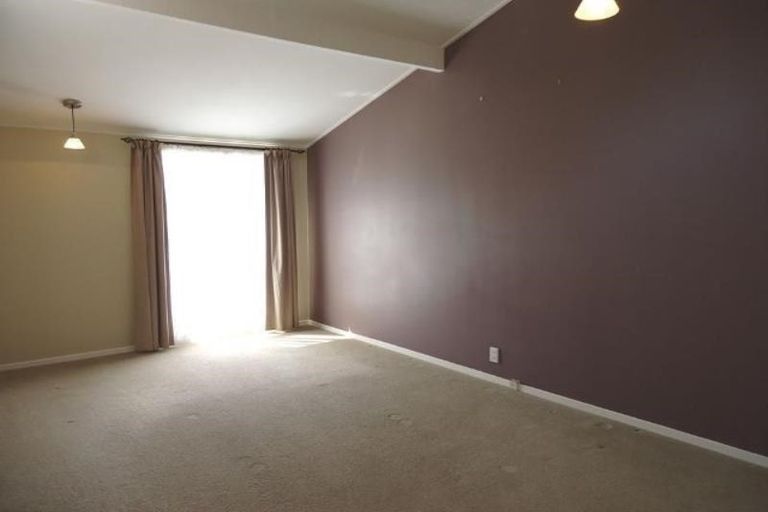 Photo of property in 2/12 Deloraine Street, Somerfield, Christchurch, 8024