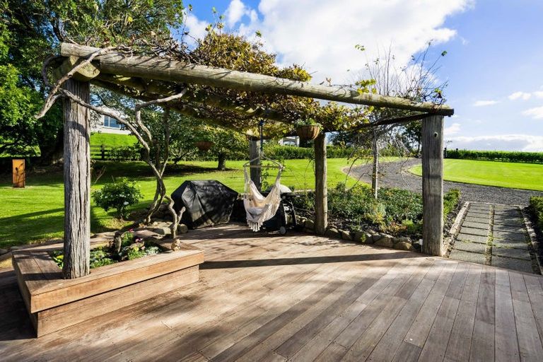 Photo of property in 140 Anzac Road, Pukekohe, 2120