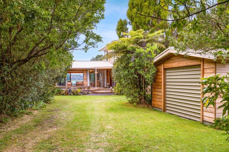 Photo of property in 42 Harbour View Road, Point Wells, Warkworth, 0986
