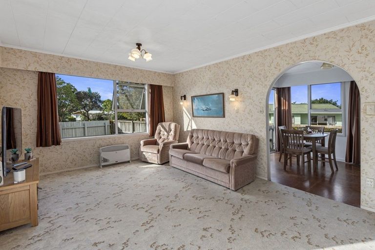 Photo of property in 11 Te Anau Place, Tikipunga, Whangarei, 0112