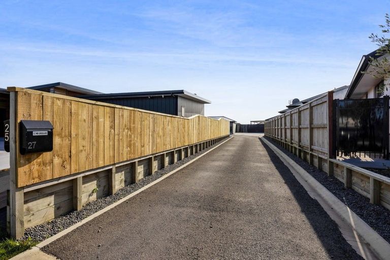 Photo of property in 27 Horoatua Street, Bell Block, New Plymouth, 4312