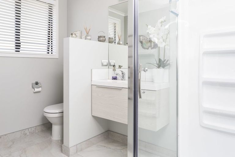 Photo of property in 32 Hitchen Road, Pokeno, 2402