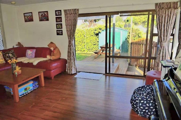 Photo of property in 3/6 Mimosa Place, Half Moon Bay, Auckland, 2012