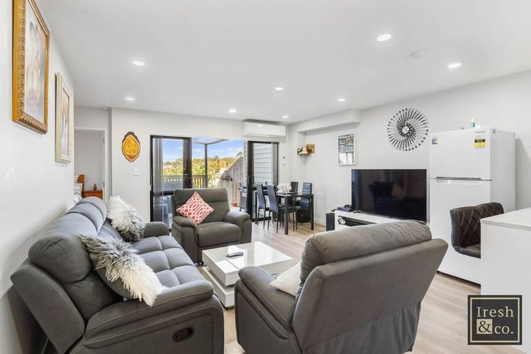 Photo of property in 12 Kohuora Lane, Papatoetoe, Auckland, 2025