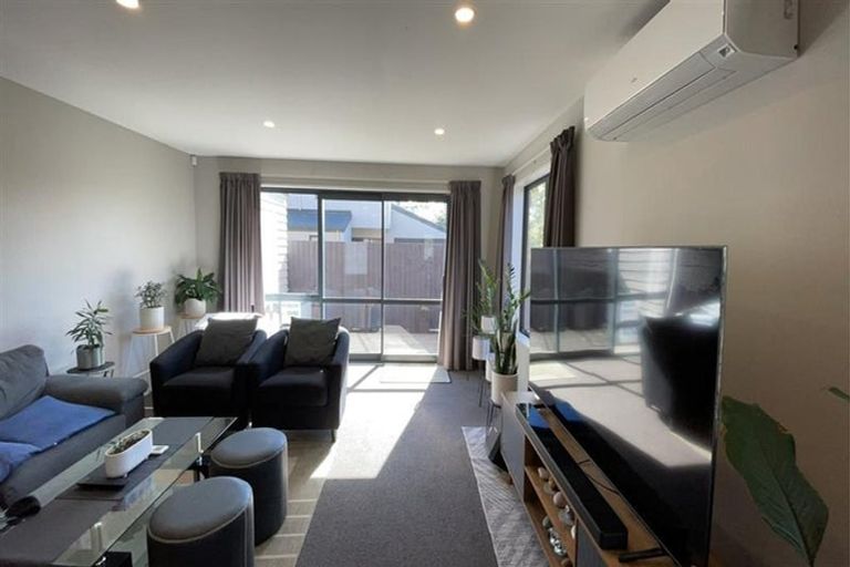 Photo of property in 17 Lascelles Street, Saint Martins, Christchurch, 8022