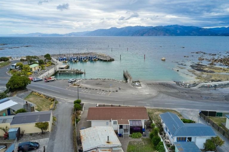 Photo of property in 24 Moa Road, South Bay, Kaikoura, 7300