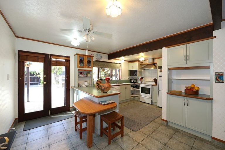 Photo of property in 802 Collinge Road, Mayfair, Hastings, 4122