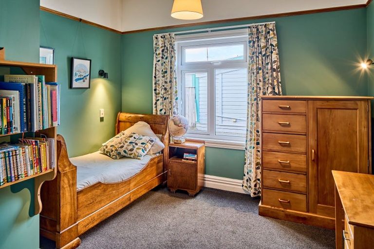 Photo of property in 17 Connolly Street, Boulcott, Lower Hutt, 5010