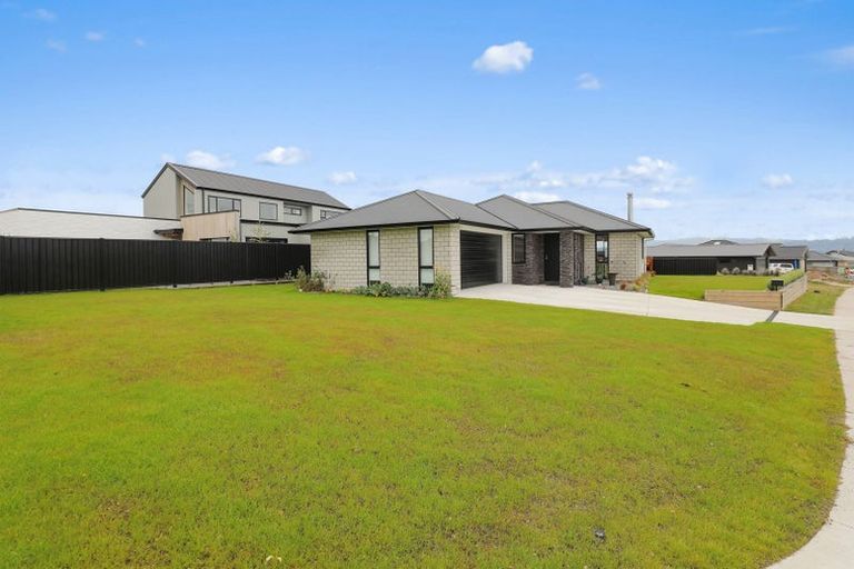 Photo of property in 14 Uku Way, Wharewaka, Taupo, 3330