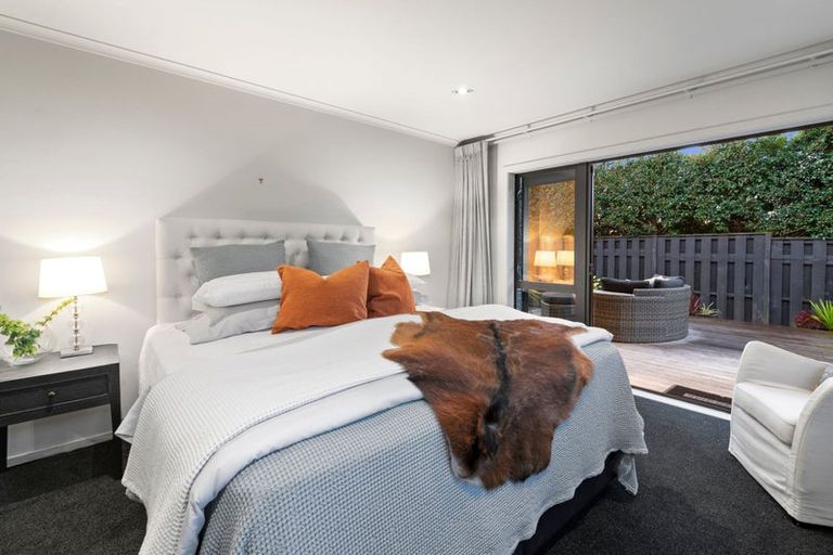 Photo of property in 2/13 Muritai Road, Milford, Auckland, 0620