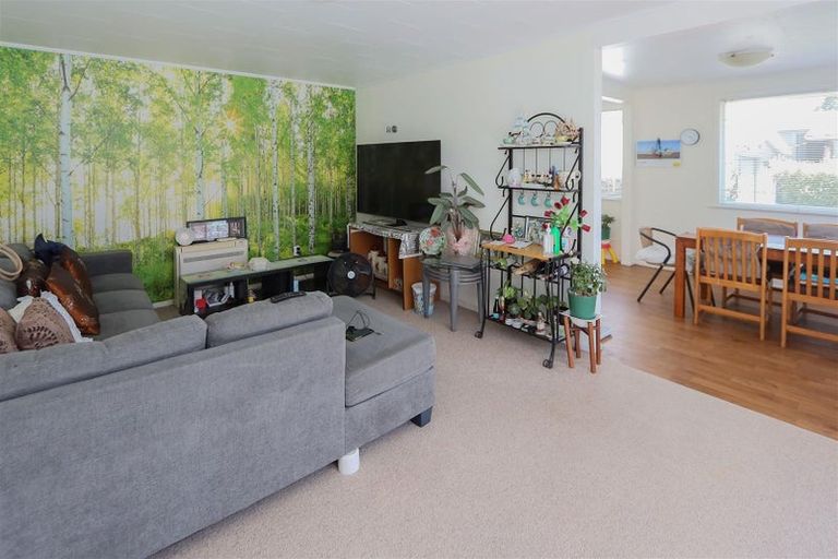 Photo of property in 35 Ward Avenue, Fenton Park, Rotorua, 3010