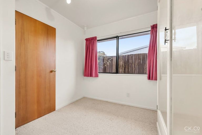 Photo of property in 20a Bauchop Road, Waterloo, Lower Hutt, 5011