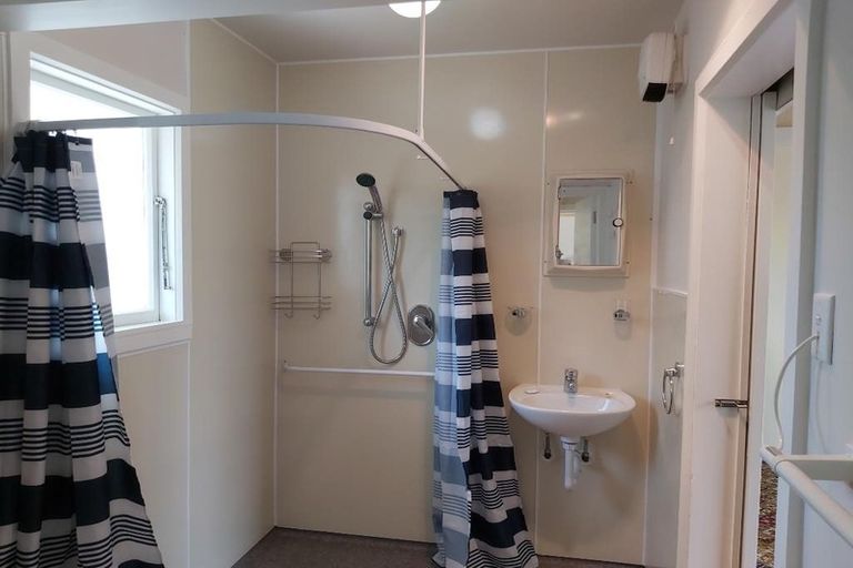 Photo of property in 827 Ferry Road, Woolston, Christchurch, 8023