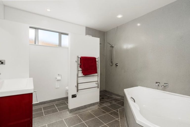 Photo of property in 115 Oriental Parade, Papamoa Beach, Papamoa, 3118