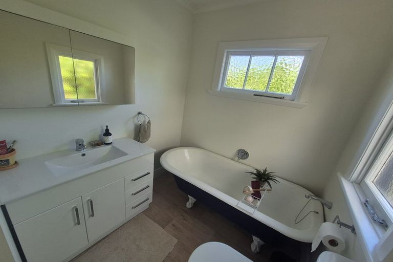 Photo of property in 70 Russell Street, Stepneyville, Nelson, 7010