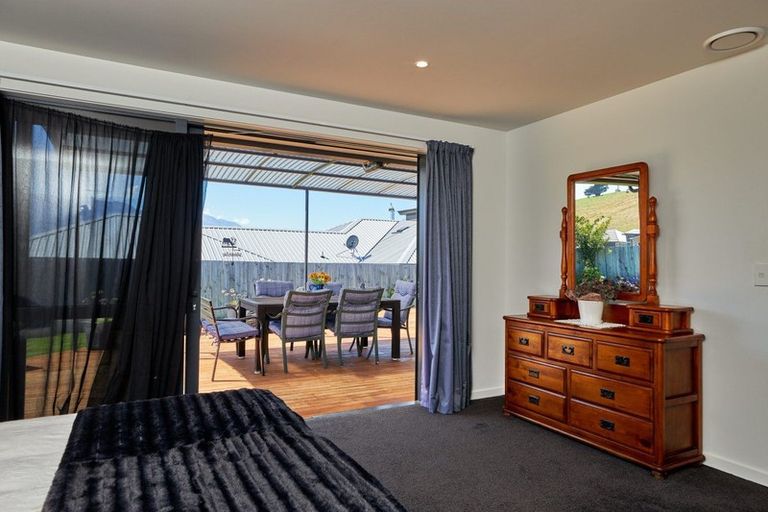 Photo of property in 6 Tauhou Place, Kaikoura, 7300