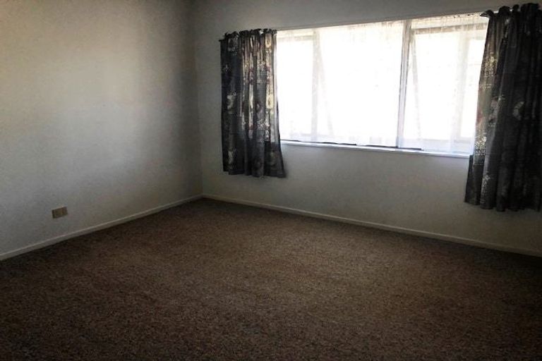 Photo of property in 3 Tamatea Drive, Snells Beach, 0920