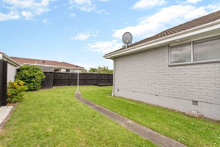 Photo of property in 361 Main North Road, Redwood, Christchurch, 8051