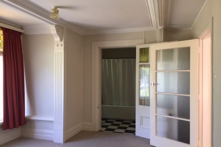 Photo of property in 22 Shakespeare Road, Bluff Hill, Napier, 4110