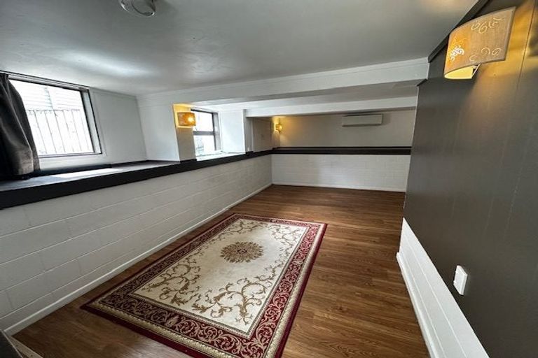 Photo of property in 8 Widmore Drive, Massey, Auckland, 0614